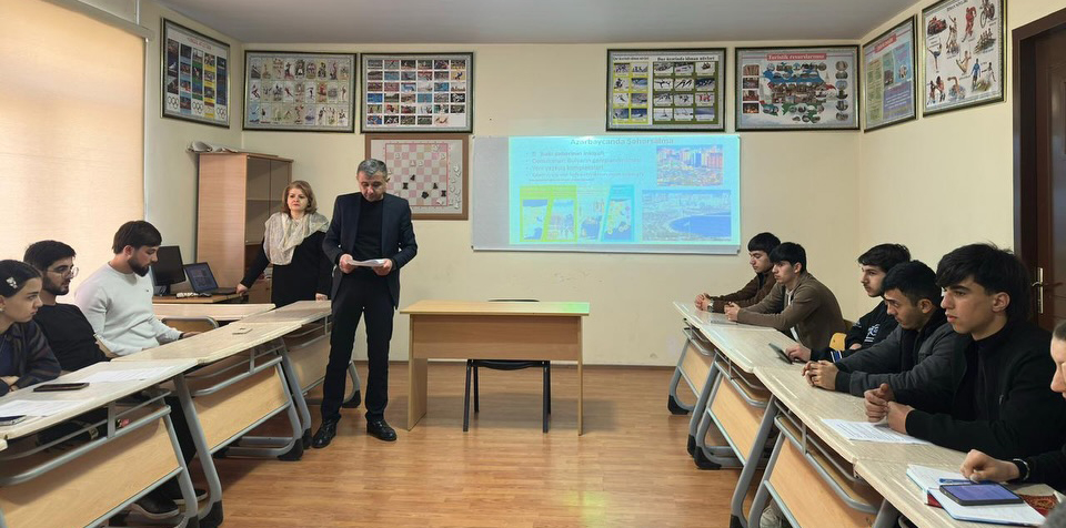 “Şəhərsalma və Memarlıq İli” mövzusunda dəyirmi masa keçirilib